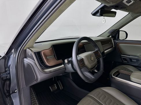 Used 2023 Rivian R1T Adventure AWD/4WD image 10