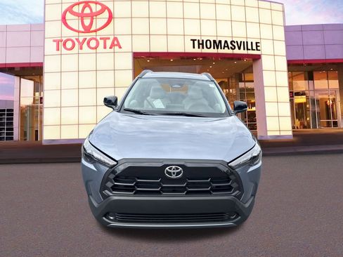 New 2026 Toyota Corolla Cross LE w/ Moonroof Package FWD image 2