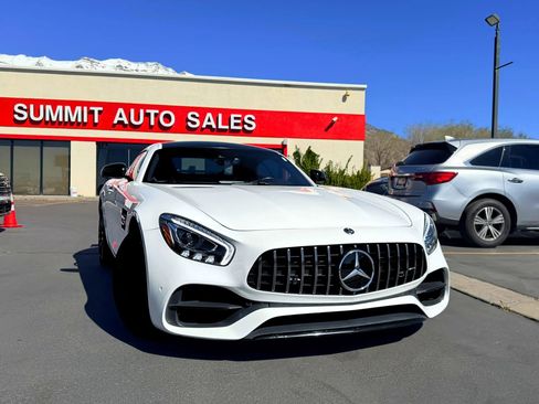 Used 2018 Mercedes-Benz AMG GT Coupe image 2