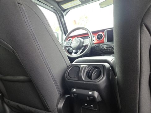 Used 2023 Jeep Gladiator Rubicon w/ Trailer Tow Package image 22