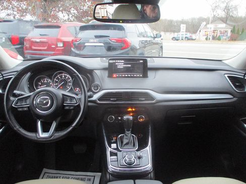 Used 2018 MAZDA CX-9 Touring image 10