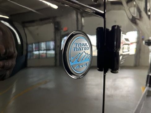 Used 2024 Jeep Wrangler High Altitude image 12