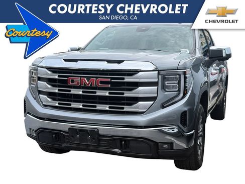 Used 2025 GMC Sierra 1500 SLT AWD/4WD image 1