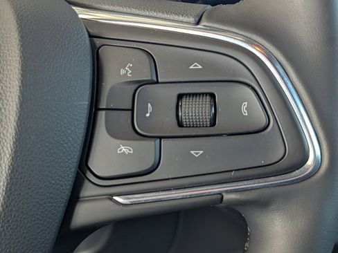 Used 2025 Buick Envista Sport Touring w/ Convenience I Package image 21