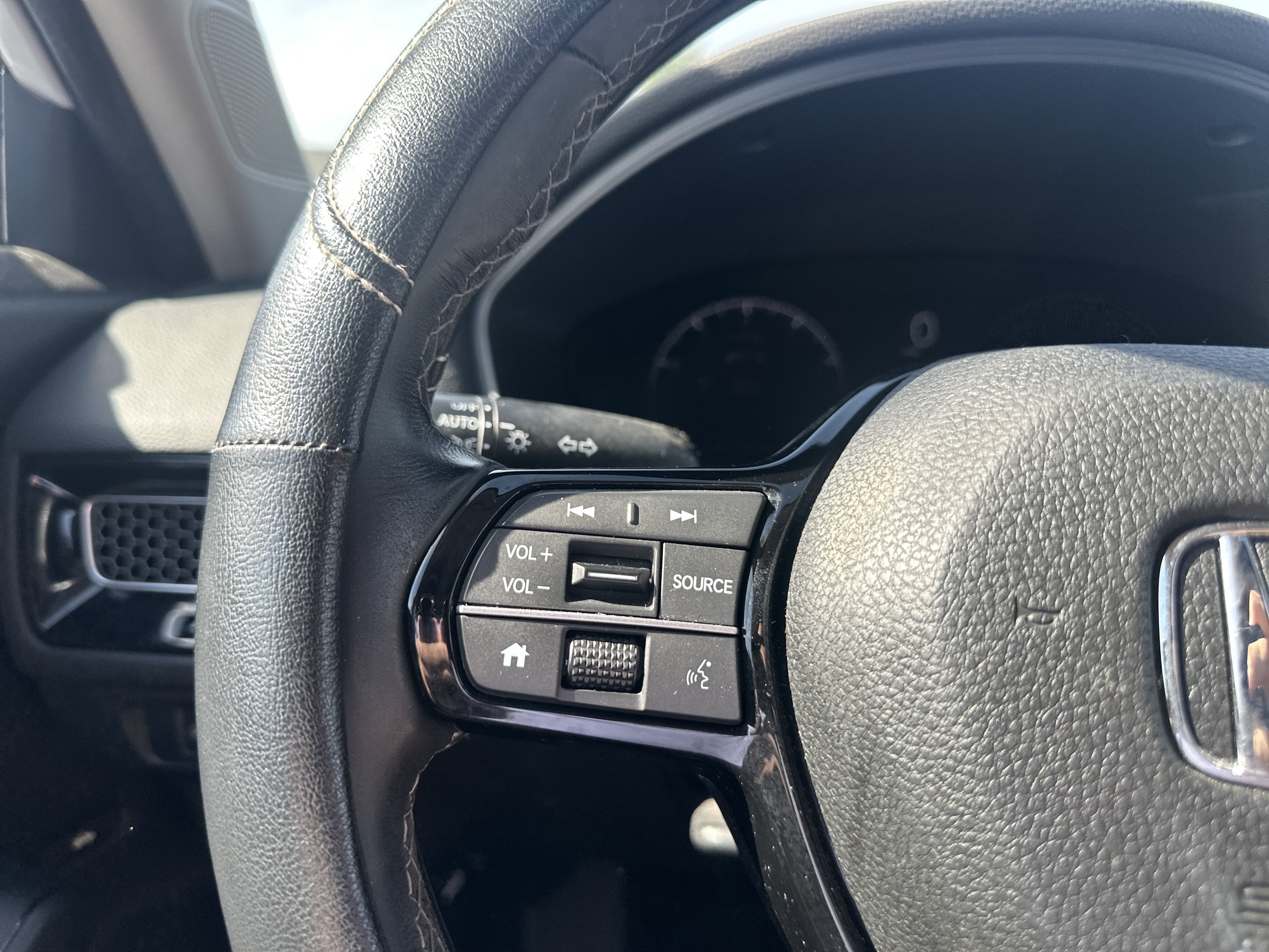 Certified 2022 Honda Civic EX image 19