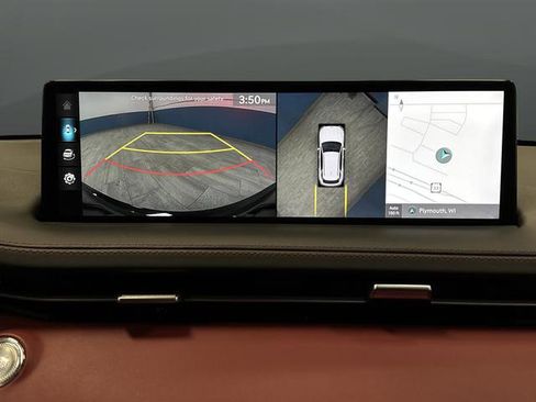 Used 2025 Genesis GV70 2.5T w/ Sport Prestige Package image 11