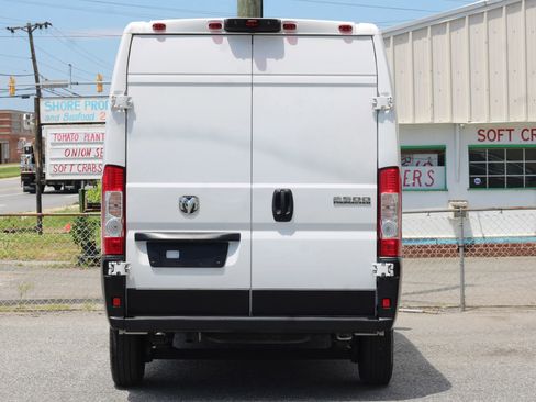 Used 2023 RAM ProMaster 2500 FWD image 7