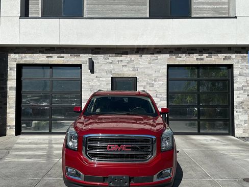 Used 2015 GMC Yukon SLT w/ Open Road Package AWD/4WD image 8