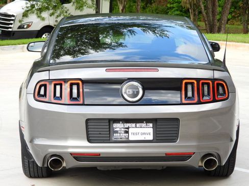 Used 2014 Ford Mustang GT RWD image 33