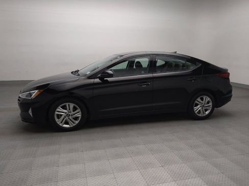 Used 2020 Hyundai Elantra SEL image 3