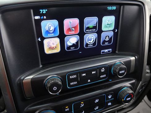Used 2019 Chevrolet Silverado 3500 LT AWD/4WD image 31
