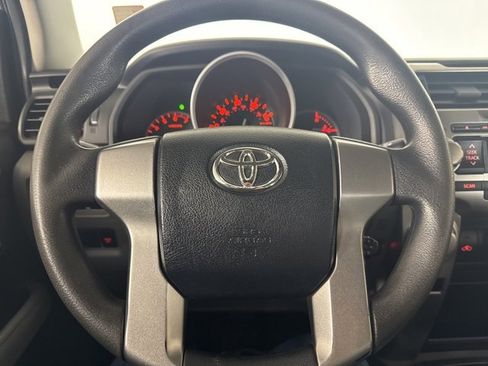 Used 2011 Toyota 4Runner SR5 image 18