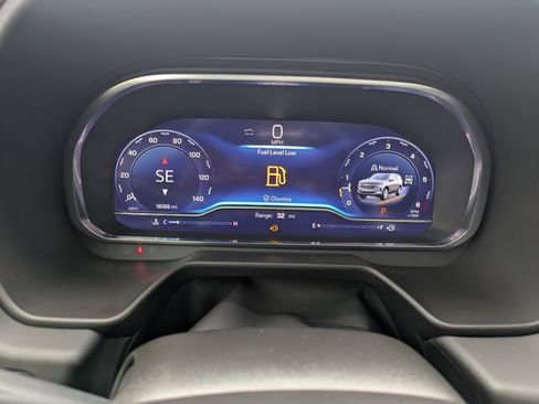 Used 2024 Chevrolet Tahoe High Country image 31