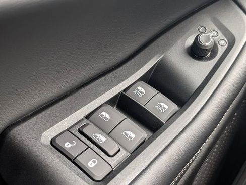 New 2025 Jeep Grand Cherokee Laredo X w/ Luxury Tech Group I image 24