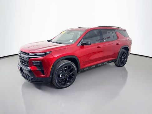 Used 2024 Chevrolet Traverse RS w/ LPO, Floor Liner Package image 4