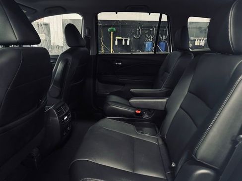 Used 2022 Honda Pilot Touring image 20