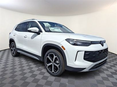 New 2025 Volkswagen Tiguan SE