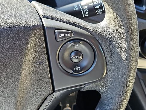 Used 2016 Honda CR-V SE image 18