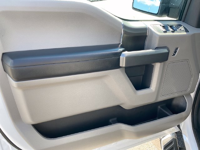 Used 2019 Ford F150 XLT w/ Equipment Group 302A Luxury AWD/4WD image 17