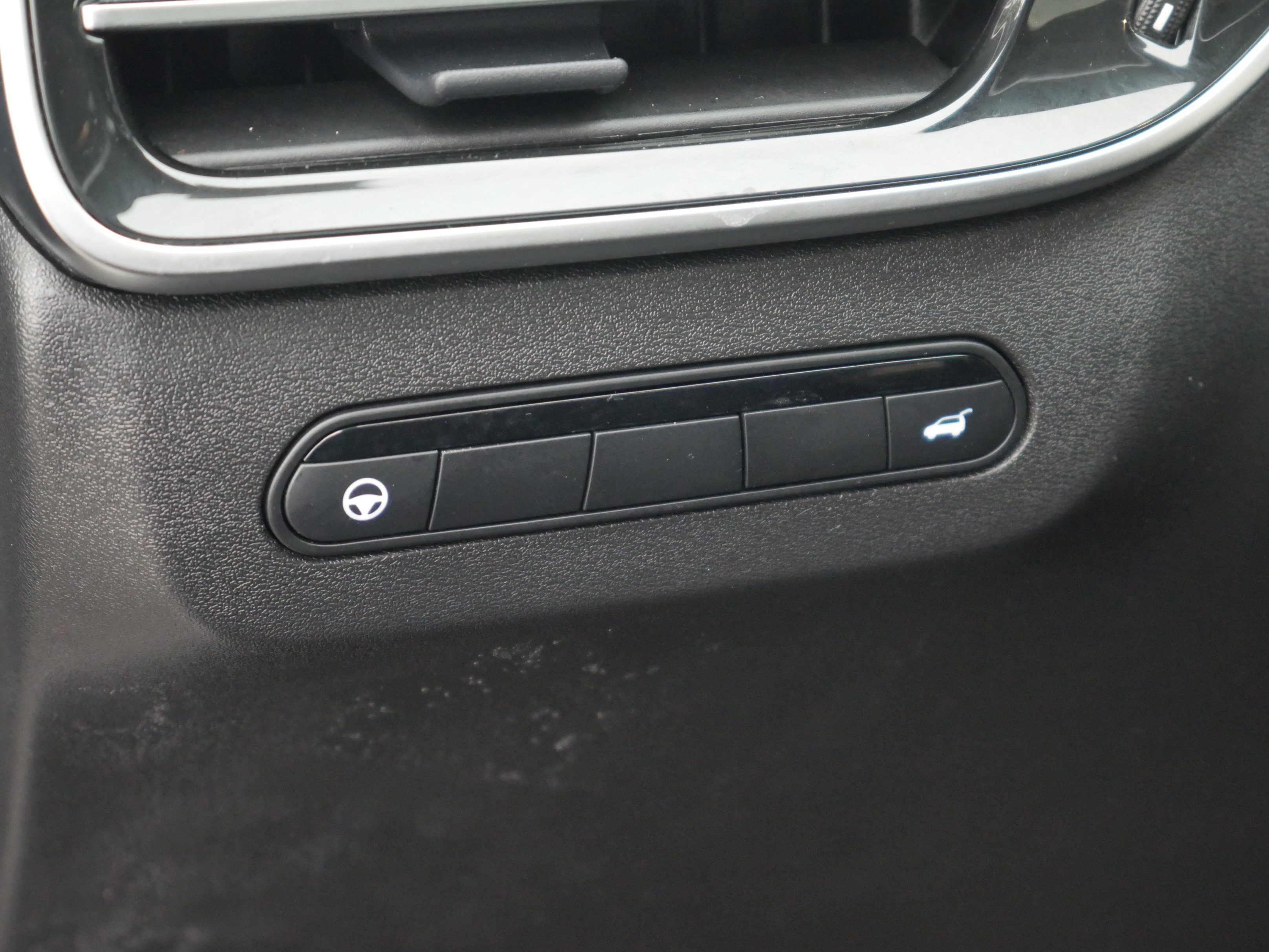 Used 2025 INFINITI QX60 Luxe AWD/4WD image 6