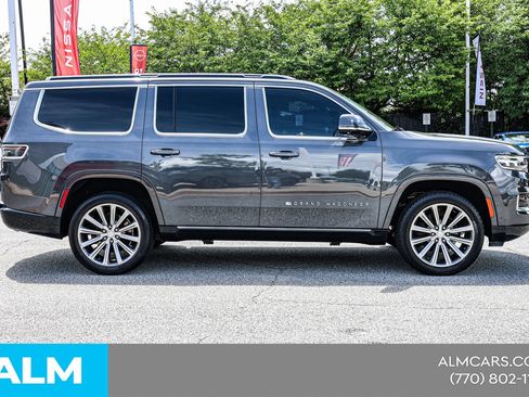 Used 2022 Jeep Grand Wagoneer Series II w/ Convenience Group III AWD/4WD image 10