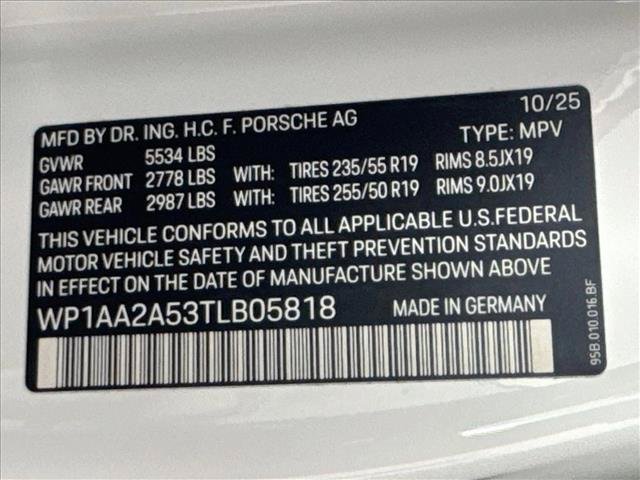 Certified 2026 Porsche Macan AWD/4WD image 26