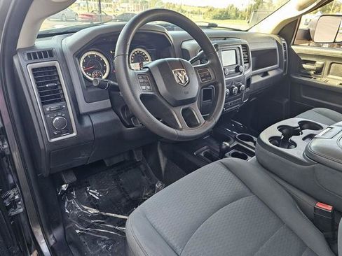 Used 2014 RAM 3500 Tradesman w/ Chrome Appearance Group image 14