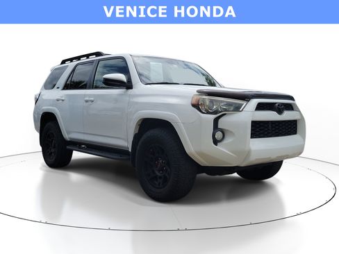 Used 2014 Toyota 4Runner SR5 image 1