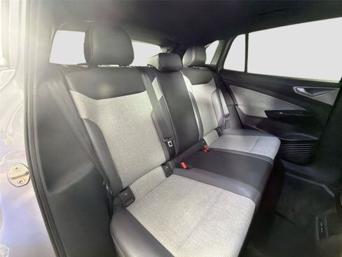Used 2023 Volkswagen ID.4 Pro RWD image 25