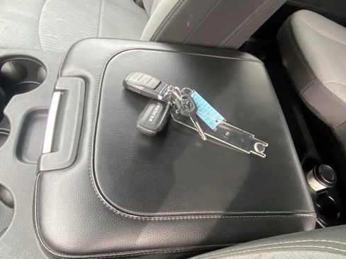 Used 2022 RAM 3500 Tradesman w/ Chrome Appearance Group image 24