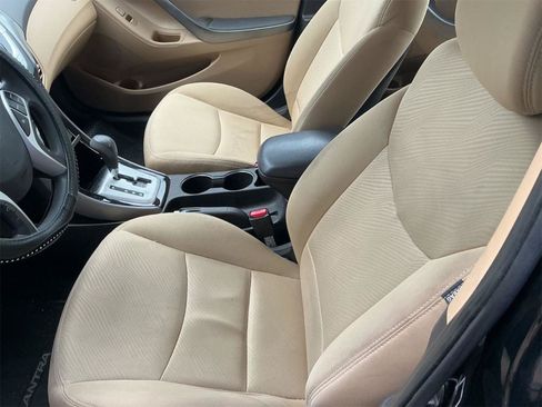 Used 2012 Hyundai Elantra GLS w/ Preferred Pkg 3 FWD image 7