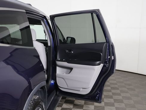 Used 2017 Honda Pilot EX-L image 23