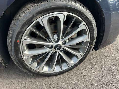 Used 2018 Kia Cadenza Technology w/ Paint Protection Package image 7