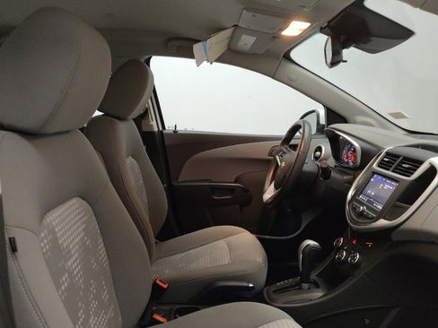 Used 2020 Chevrolet Sonic LT FWD image 21
