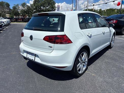 Used 2017 Volkswagen Golf SEL image 3