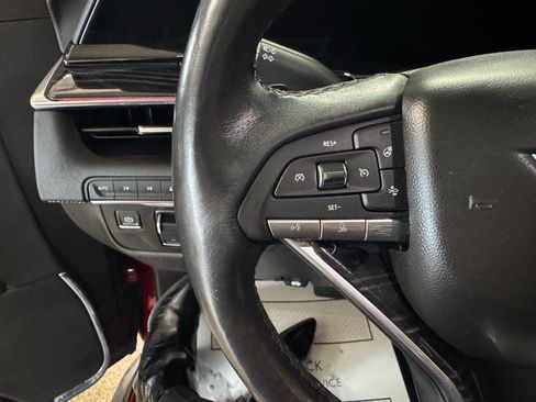 Used 2021 Cadillac Escalade ESV Sport w/ LPO, Illumination Package image 24