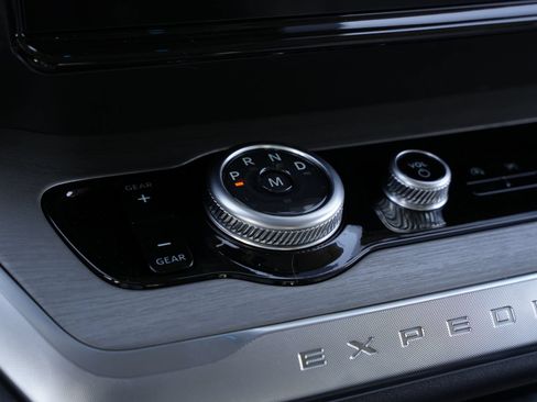 New 2027 Ford Expedition Max Platinum AWD/4WD image 12