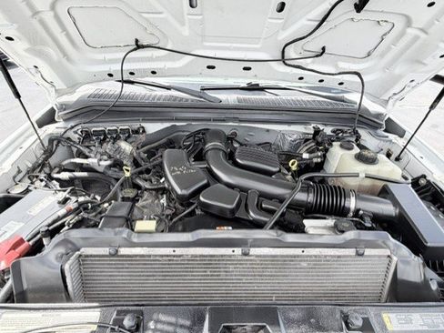 Used 2010 Ford F250 XL AWD/4WD image 16