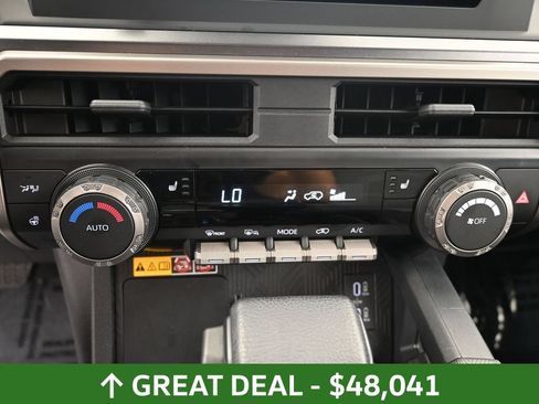 Used 2025 Toyota 4Runner TRD Off-Road AWD/4WD image 31