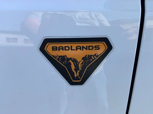 Used 2023 Ford Bronco Badlands AWD/4WD image 5