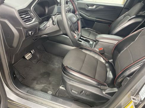 Used 2024 Ford Escape ST-Line image 19