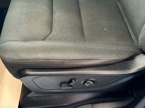 Used 2025 RAM 1500 Big Horn AWD/4WD image 19
