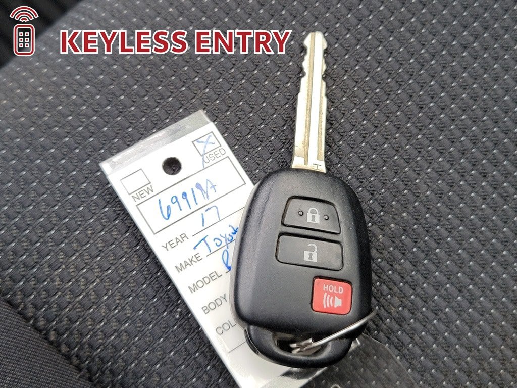 Used 2017 Toyota RAV4 XLE w/ All Weather Liner Package AWD/4WD image 31