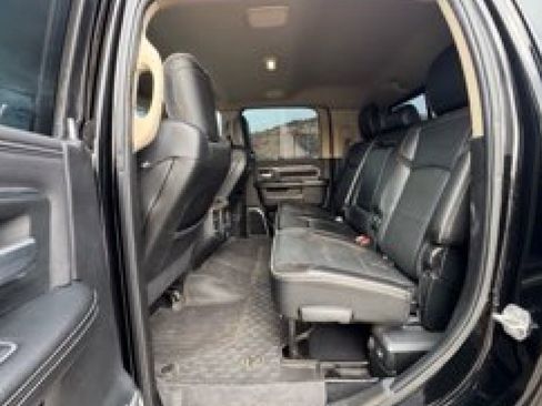 Used 2019 RAM 3500 Laramie image 10