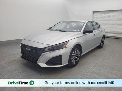 Used 2024 Nissan Altima 2.5 SV