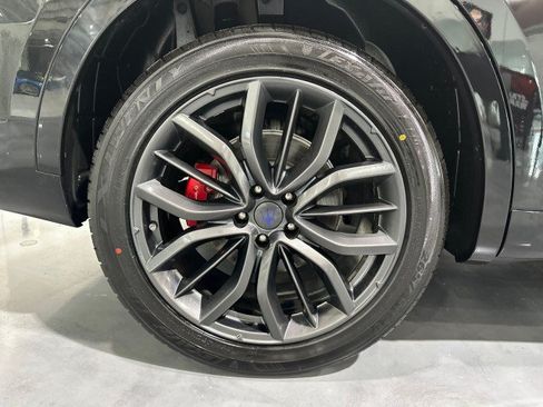 Used 2019 Maserati Levante GranSport AWD/4WD image 8