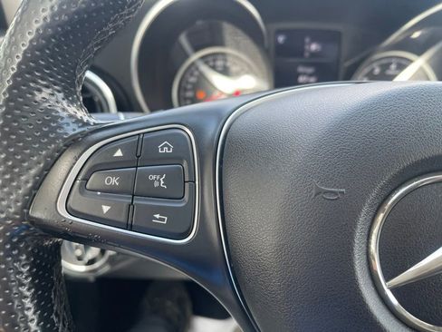 Used 2015 Mercedes-Benz C 300 4MATIC Sedan image 27