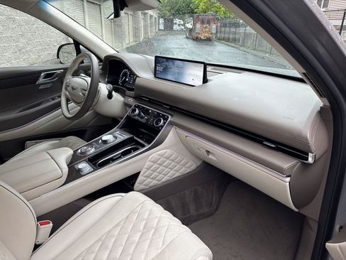 Used 2024 Genesis GV80 3.5T Advanced AWD/4WD image 9