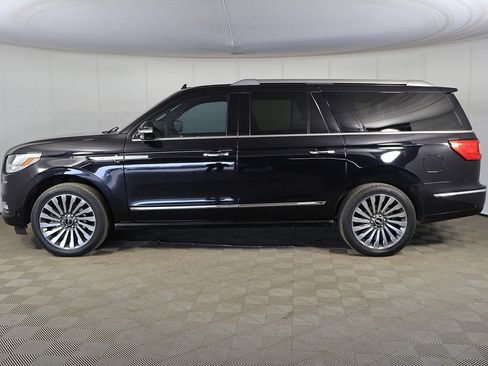 Used 2019 Lincoln Navigator L Reserve AWD/4WD image 20