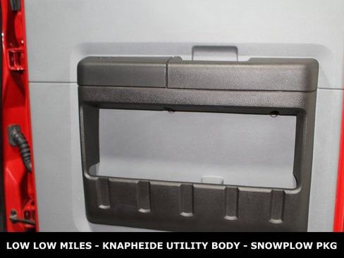 Used 2015 Ford F250 XL w/ Power Equipment Group image 24